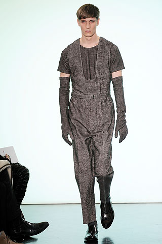 Yves Saint Laurent / - 2010-2011